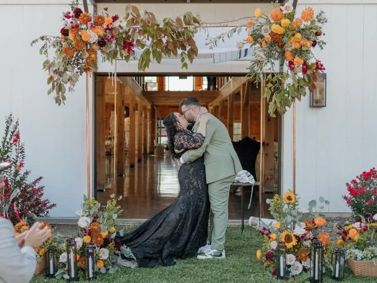 Copper canopy floral styling