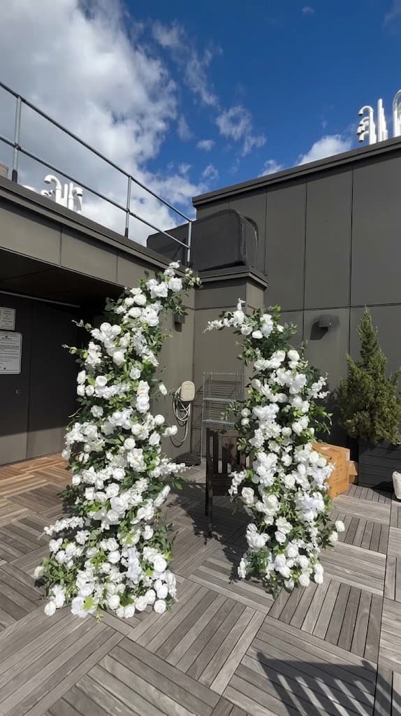 Two piece flower arch